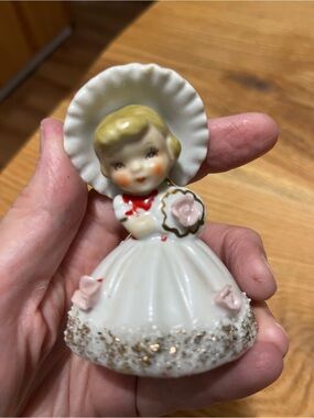 Norcrest China Miss Muffet Bell